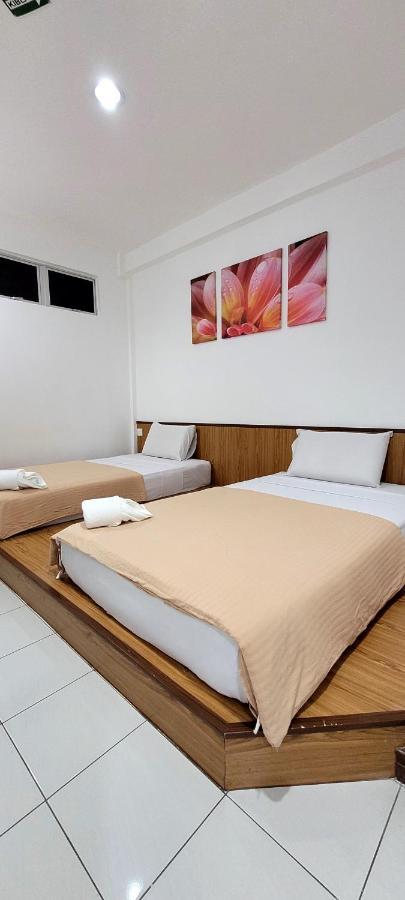 Api-Api Guesthouse Kota Kinabalu Exterior photo