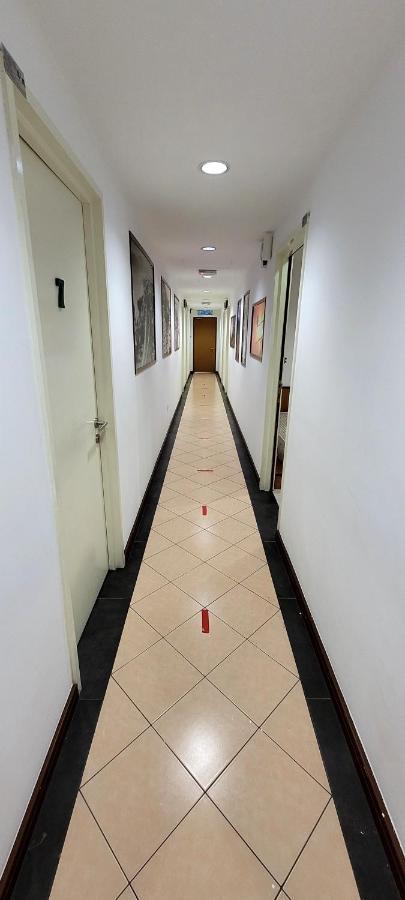 Api-Api Guesthouse Kota Kinabalu Exterior photo