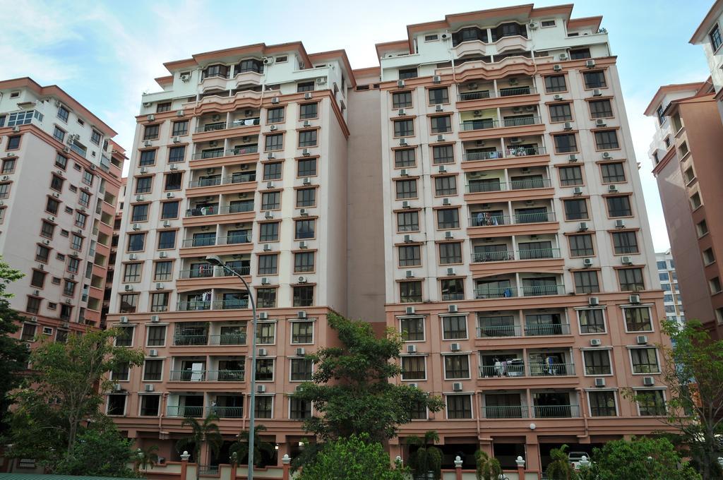Api-Api Guesthouse Kota Kinabalu Exterior photo